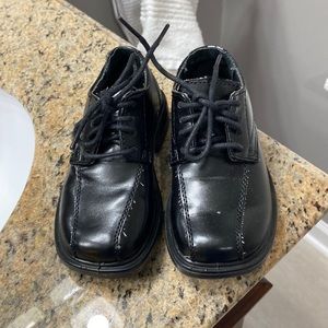 Deer Stags Boys Gabe Black Dress Shoes, 7.5M